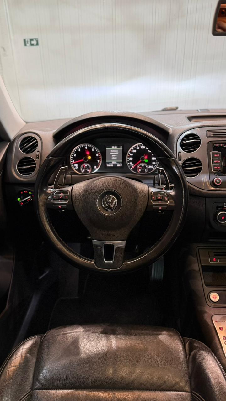 Volkswagen TIGUAN 2.0 TSI - 11