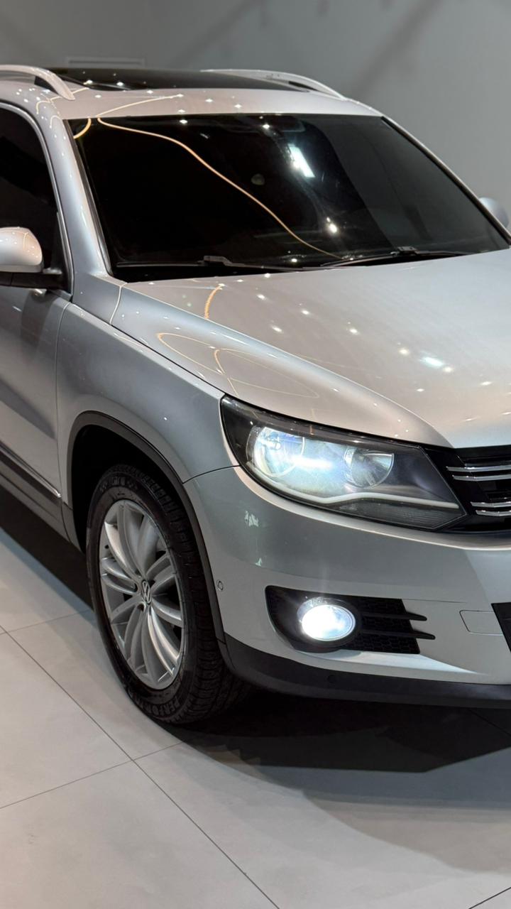 Volkswagen TIGUAN 2.0 TSI - 12